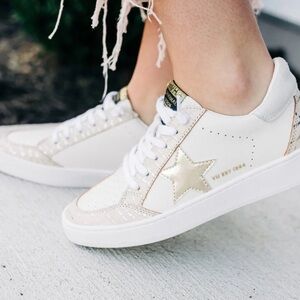 Vintage Havana White Leather Sneakers with Gold Star Accent